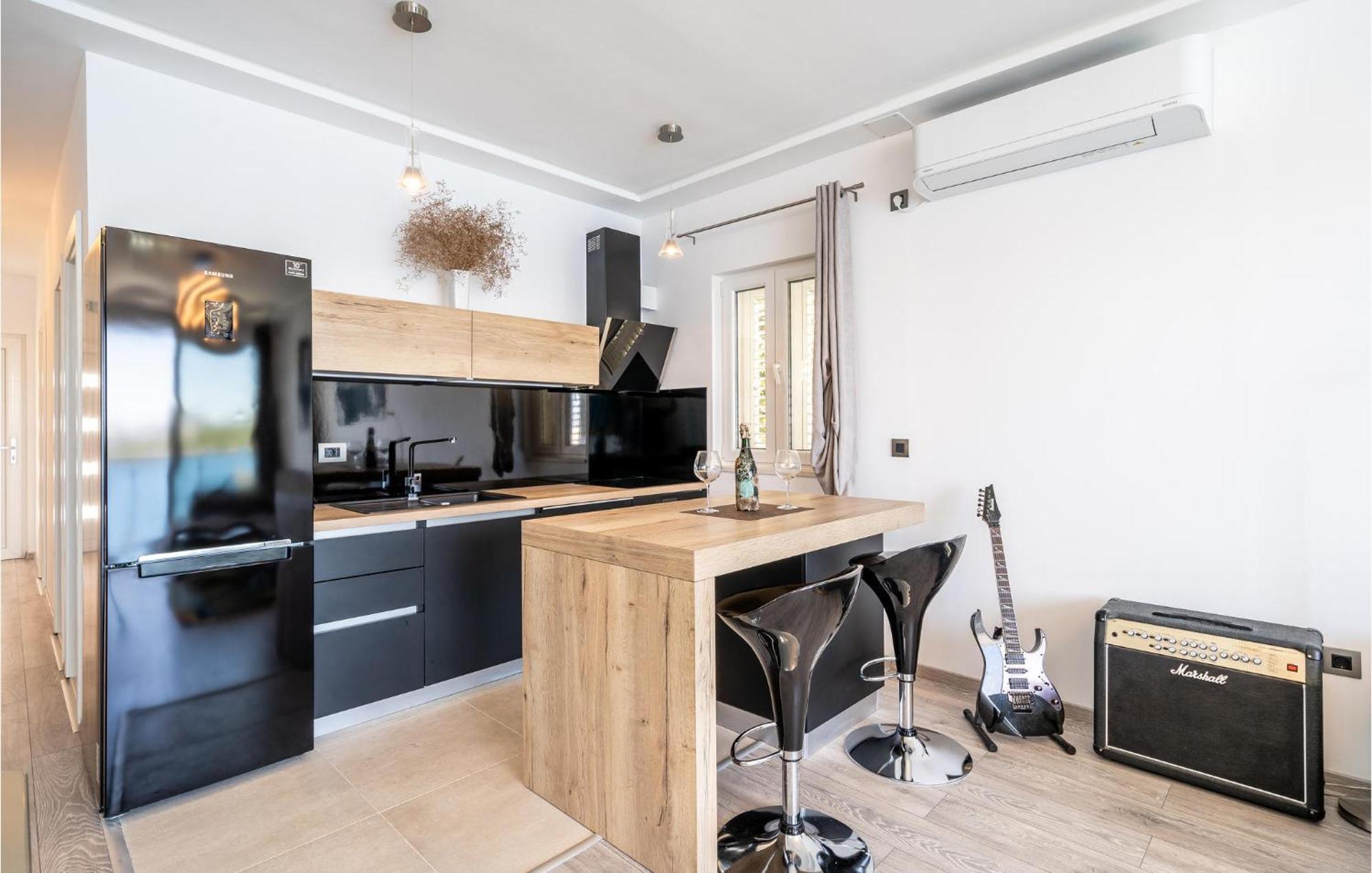 Gorgeous Home In Janjina With Sauna Buitenkant foto
