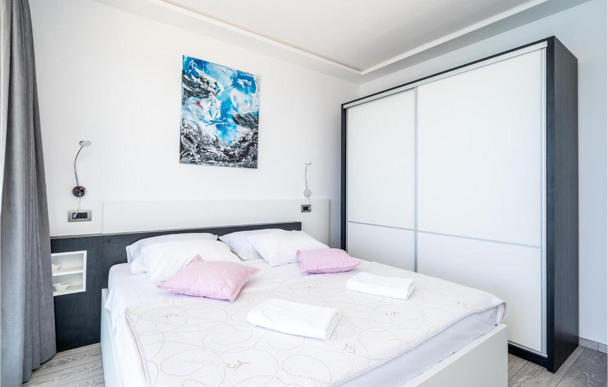 Gorgeous Home In Janjina With Sauna Buitenkant foto